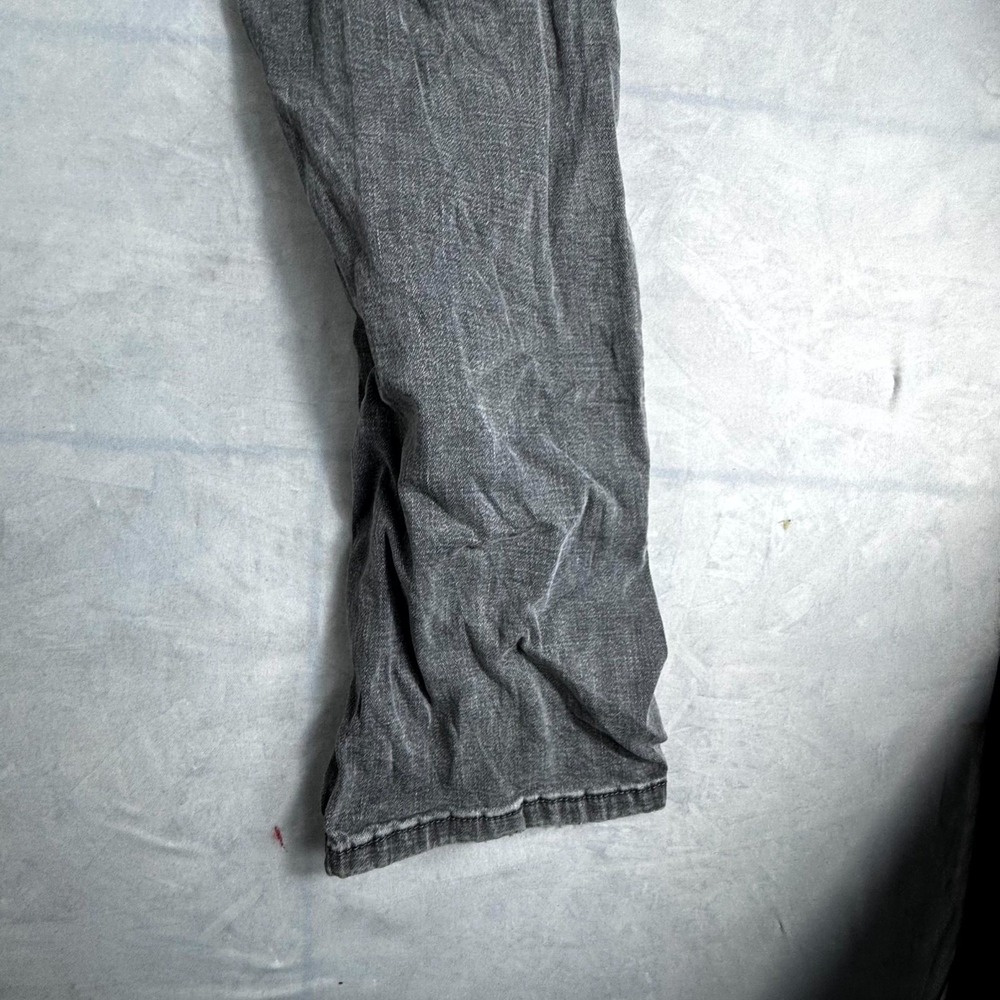 Urban Star Classic Jeans Mens 36x30 Gray Denim Cotton Stretch Slim Straight Leg - Picture 4 of 16